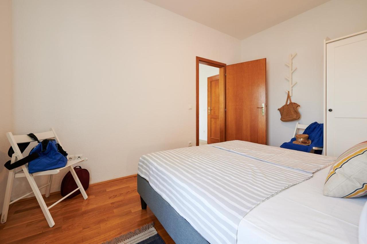 T&T Sea View Apartments Трогир Экстерьер фото