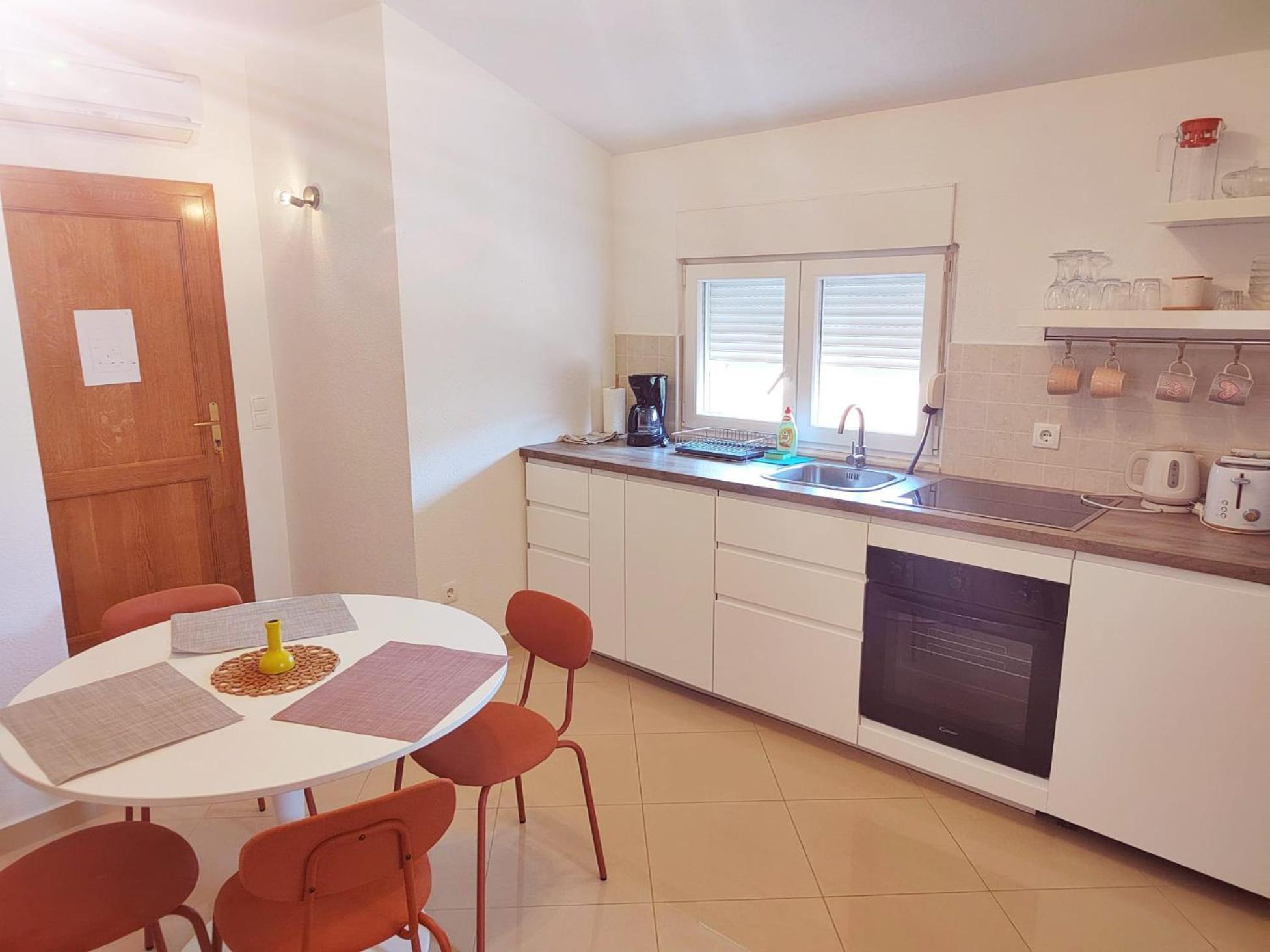T&T Sea View Apartments Трогир Экстерьер фото