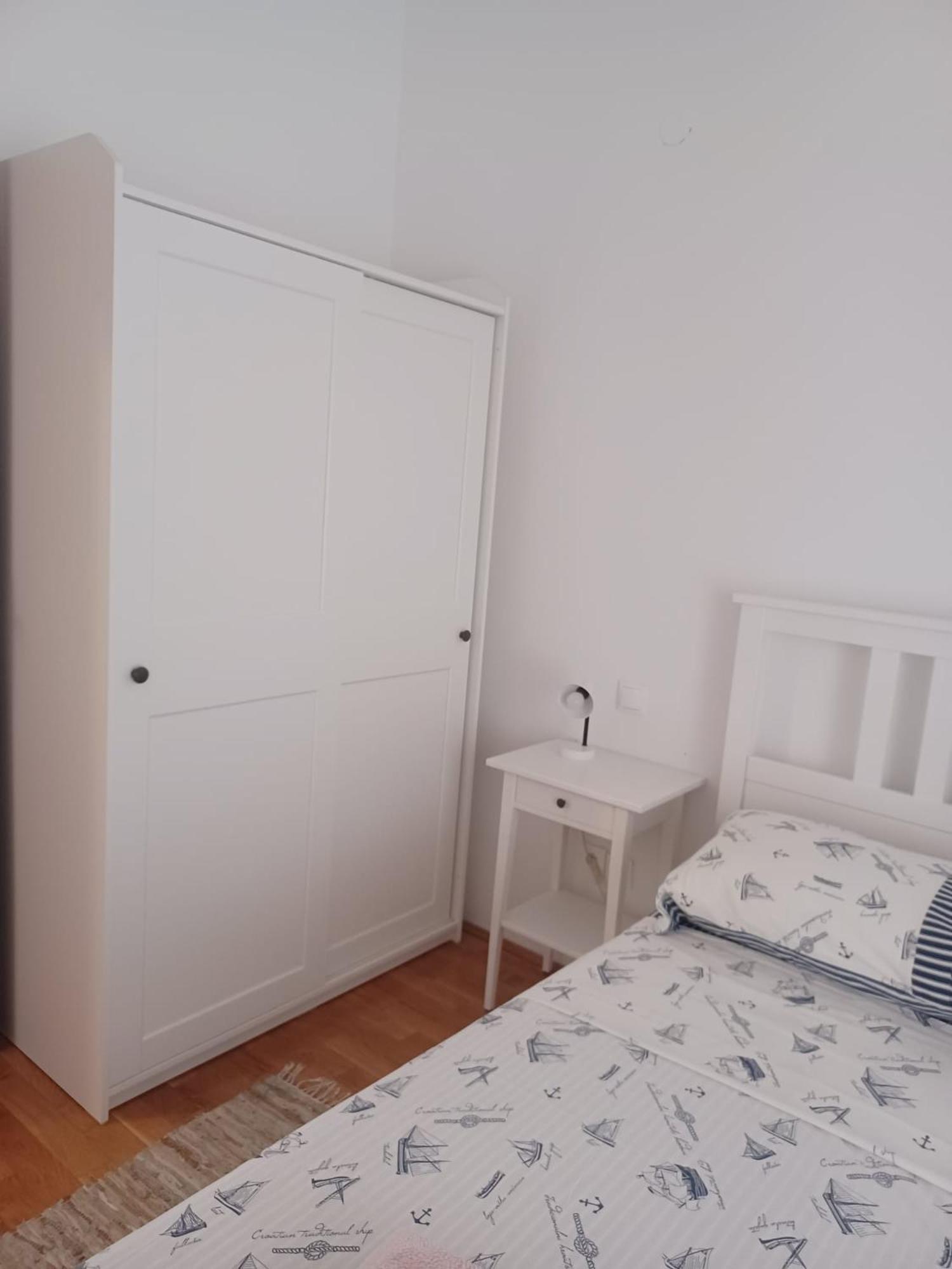 T&T Sea View Apartments Трогир Экстерьер фото